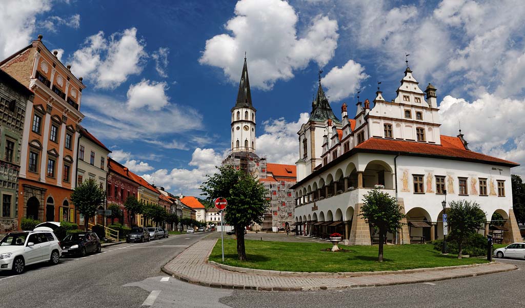 Asır Makina ve Slovakya'daki Altın İşleme Makinaları